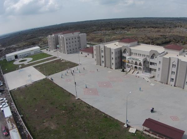 Yolbulan-Baştuğ Mesleki ve Teknik Anadolu Lisesi Fotoğrafı